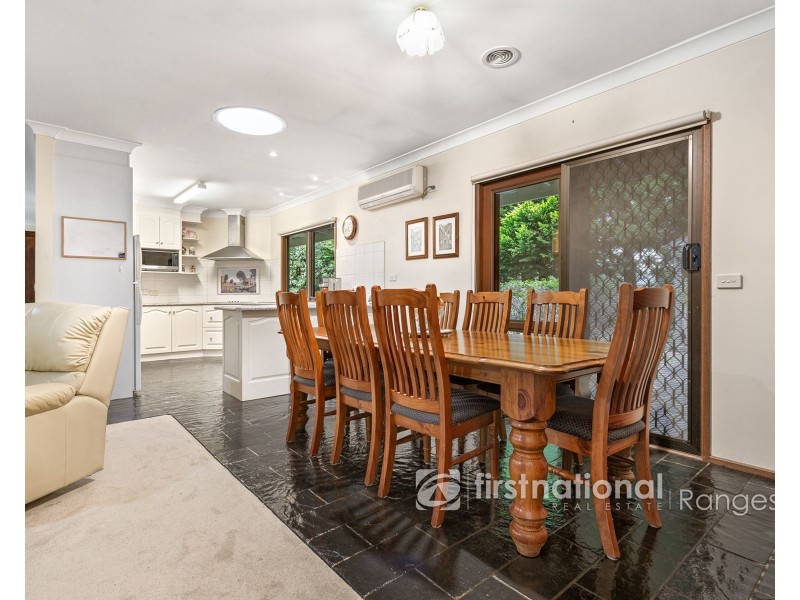 31 Bailey Road, Cockatoo VIC 3781