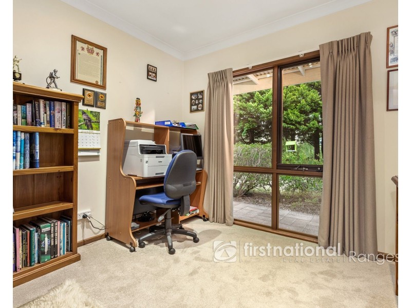 31 Bailey Road, Cockatoo VIC 3781