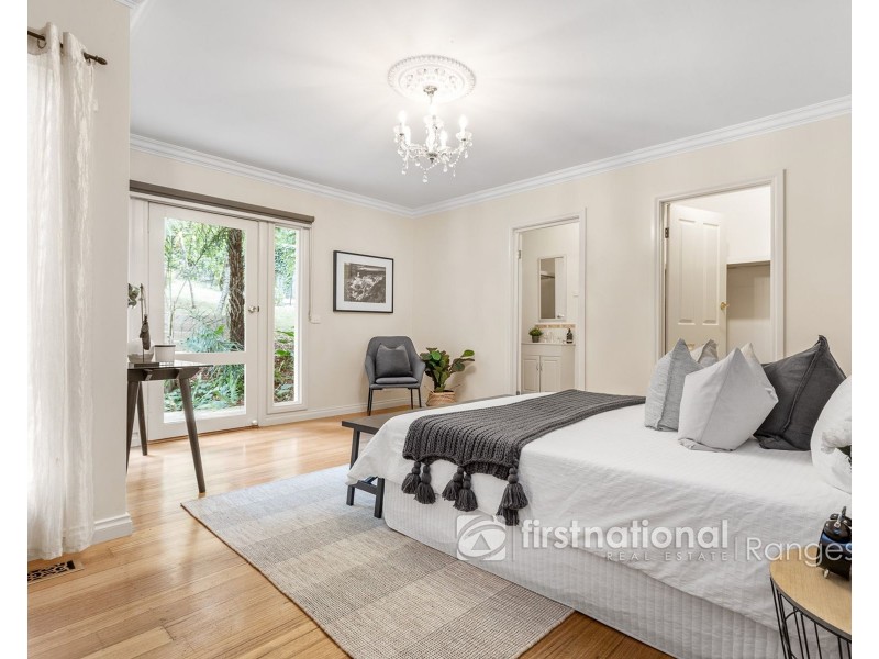 22 Lakeside Drive, Emerald VIC 3782
