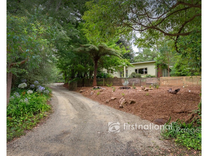 22 Lakeside Drive, Emerald VIC 3782