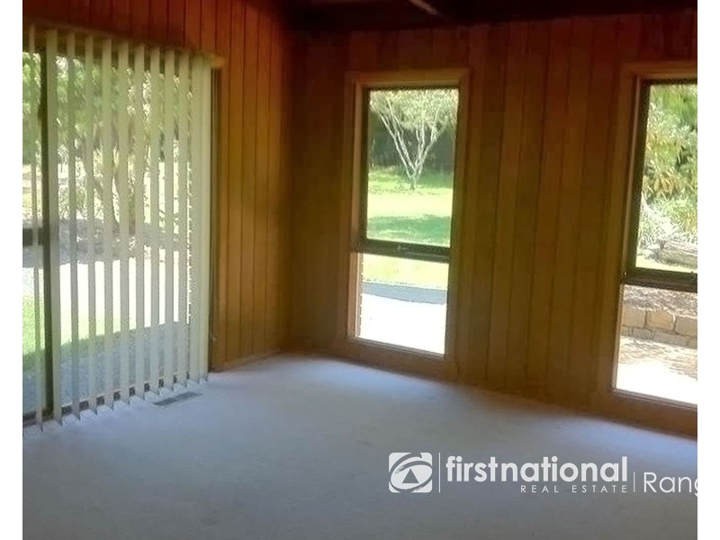 6 Garden Street, Cockatoo VIC 3781