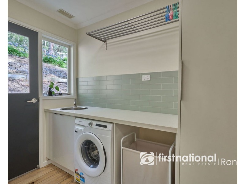 14 Johns Road, Selby VIC 3159