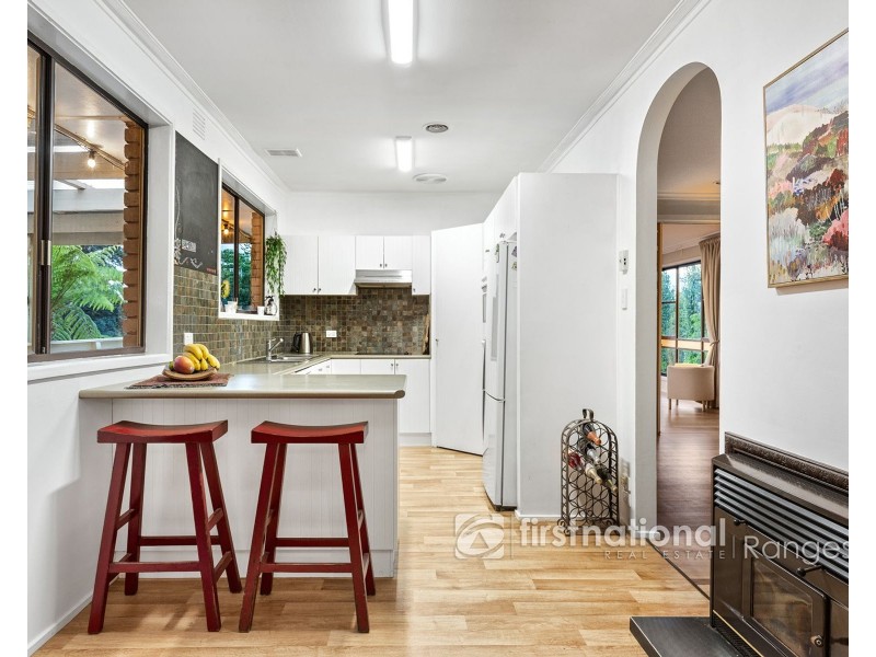 10 Glenvista Avenue, Emerald VIC 3782