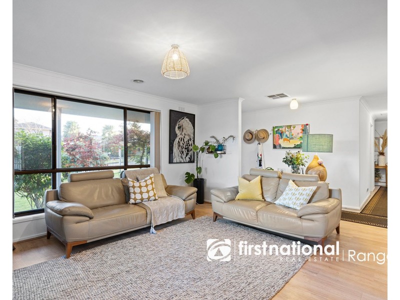 1 Irving Road, Pakenham VIC 3810