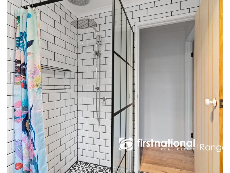 1 Irving Road, Pakenham VIC 3810