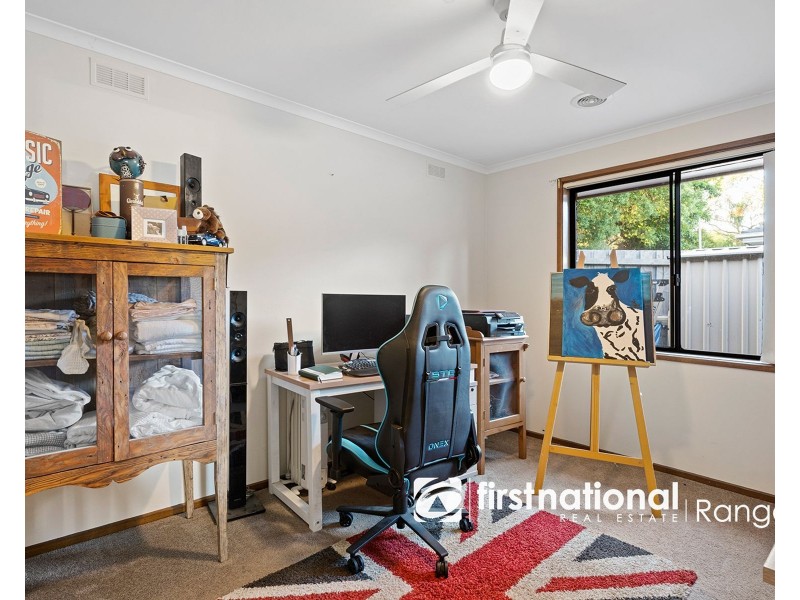 1 Irving Road, Pakenham VIC 3810