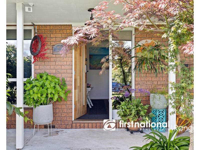 1 Irving Road, Pakenham VIC 3810