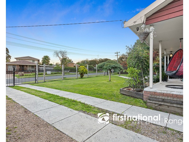 1 Irving Road, Pakenham VIC 3810