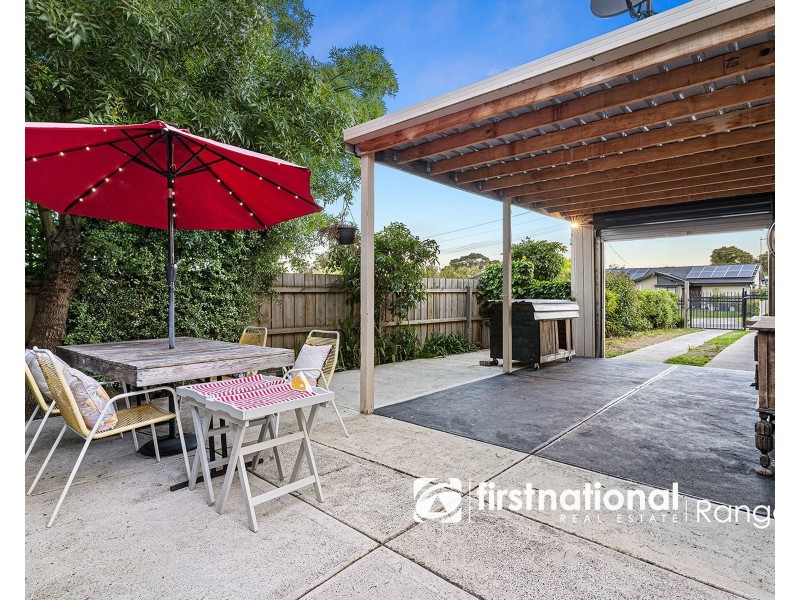 1 Irving Road, Pakenham VIC 3810