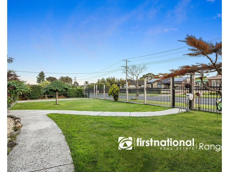 1 Irving Road, Pakenham VIC 3810