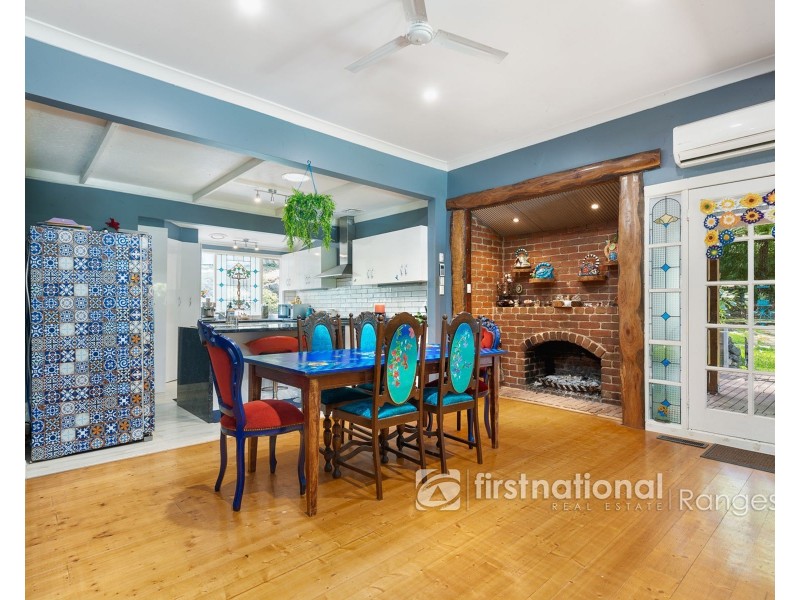 16 Maurice Street, Cockatoo VIC 3781