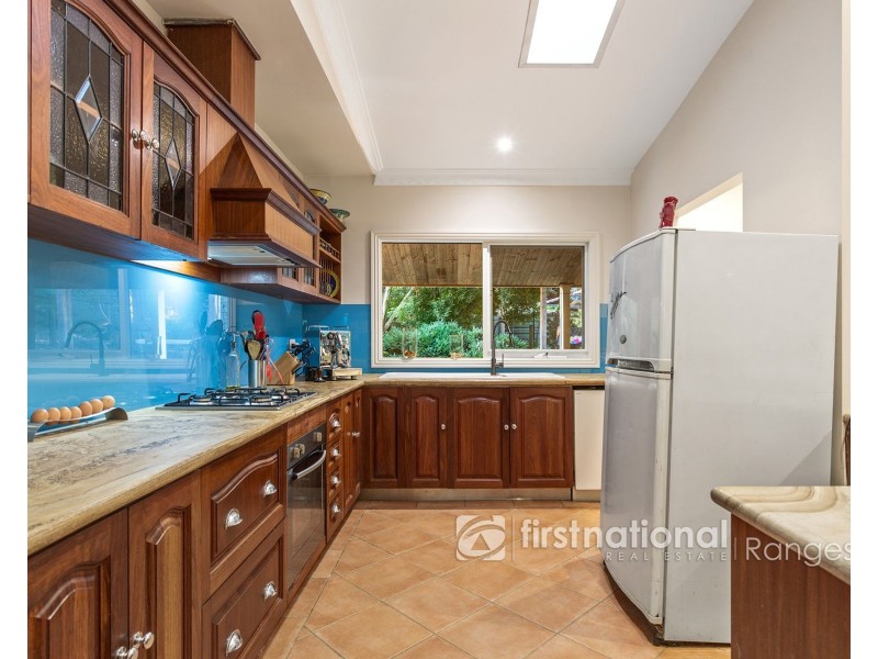 5 Doonaha Road, Cockatoo VIC 3781