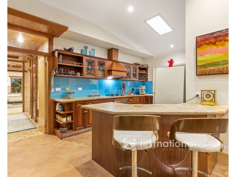 5 Doonaha Road, Cockatoo VIC 3781