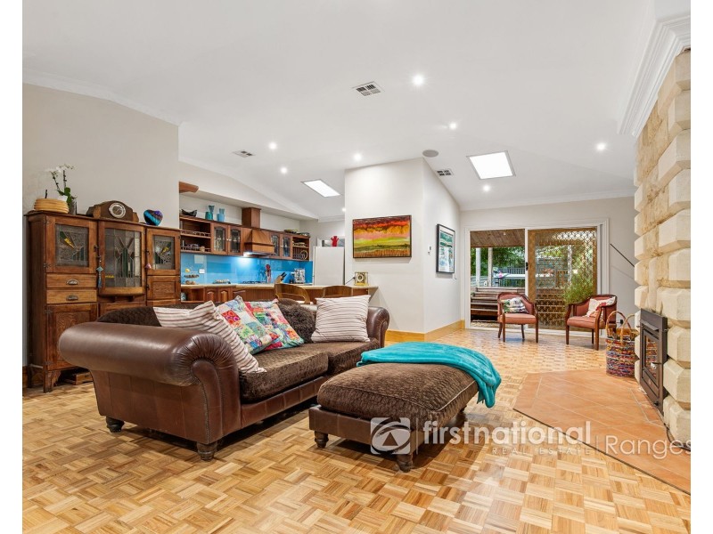 5 Doonaha Road, Cockatoo VIC 3781