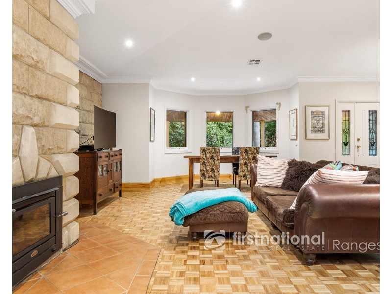 5 Doonaha Road, Cockatoo VIC 3781