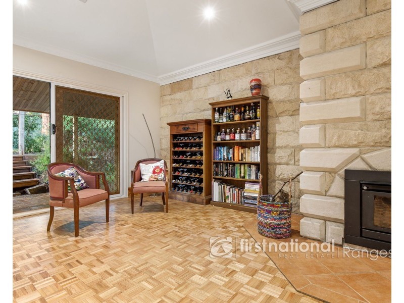 5 Doonaha Road, Cockatoo VIC 3781