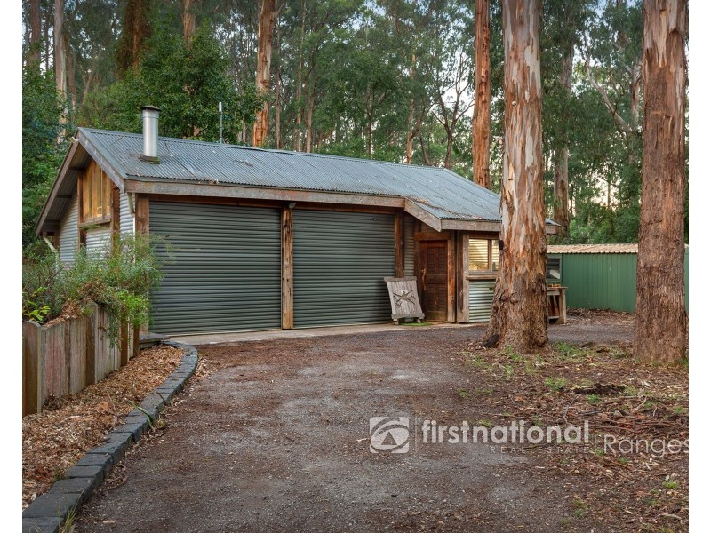 5 Doonaha Road, Cockatoo VIC 3781