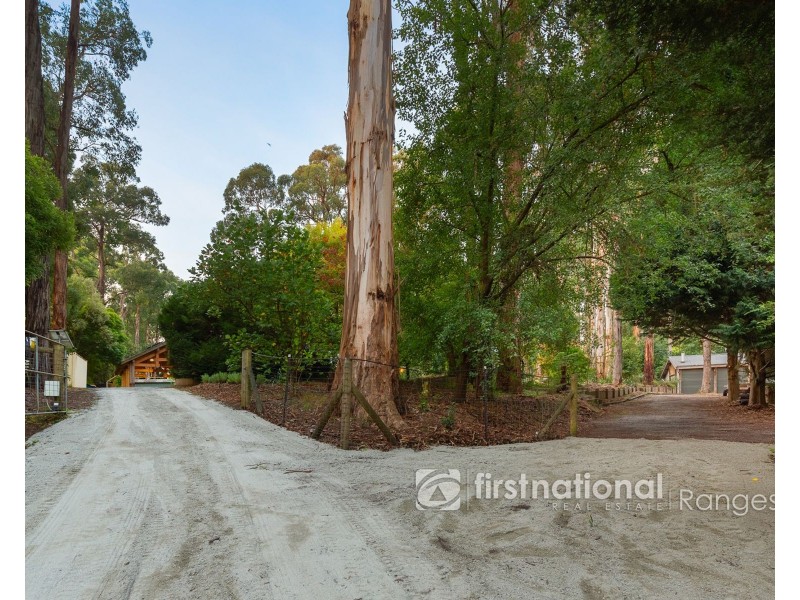 5 Doonaha Road, Cockatoo VIC 3781