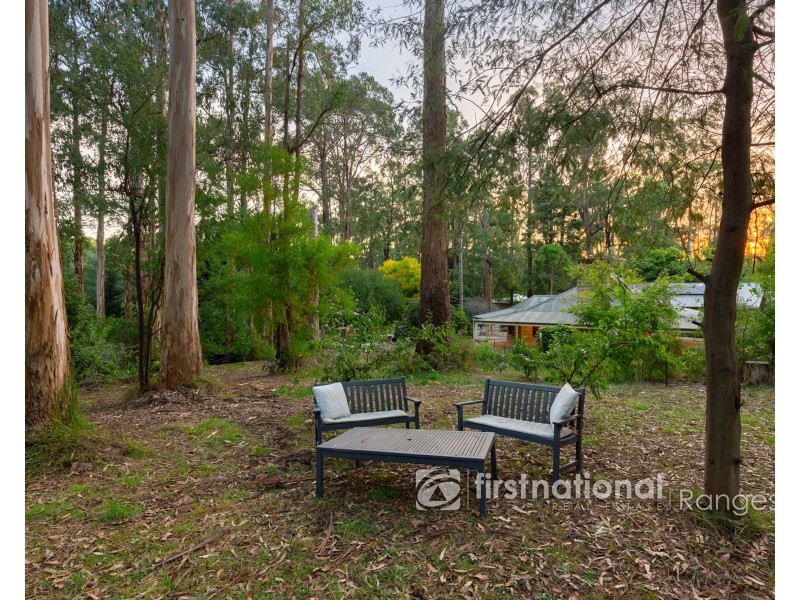 5 Doonaha Road, Cockatoo VIC 3781