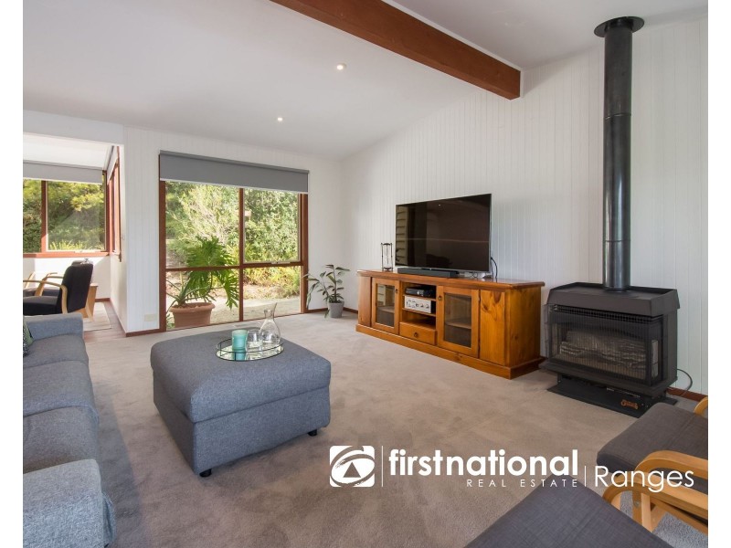 17 VISTA ROAD, Belgrave Heights VIC 3160