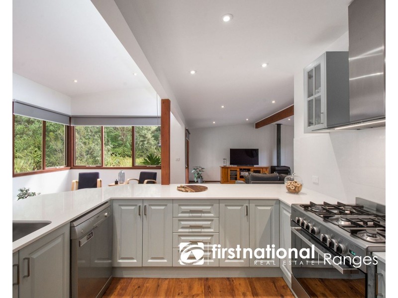 17 VISTA ROAD, Belgrave Heights VIC 3160