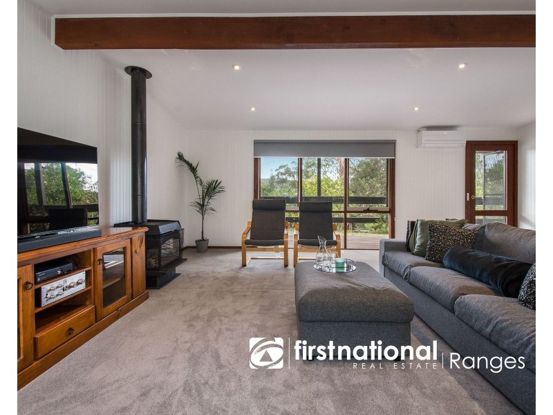 17 VISTA ROAD, Belgrave Heights VIC 3160