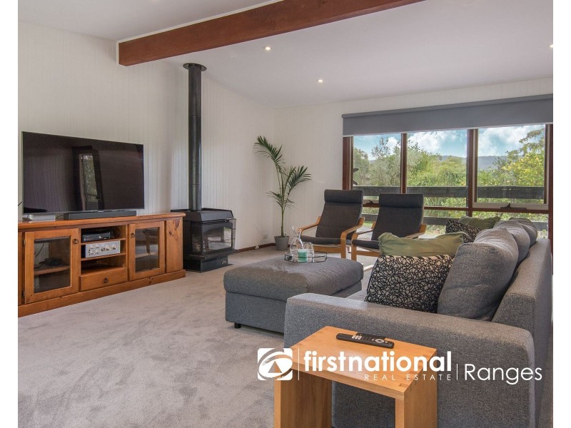17 VISTA ROAD, Belgrave Heights VIC 3160