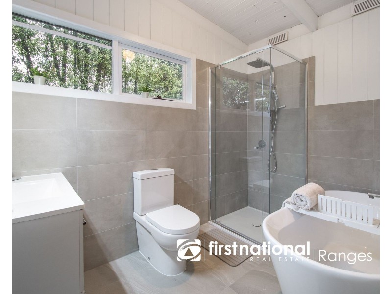 17 VISTA ROAD, Belgrave Heights VIC 3160