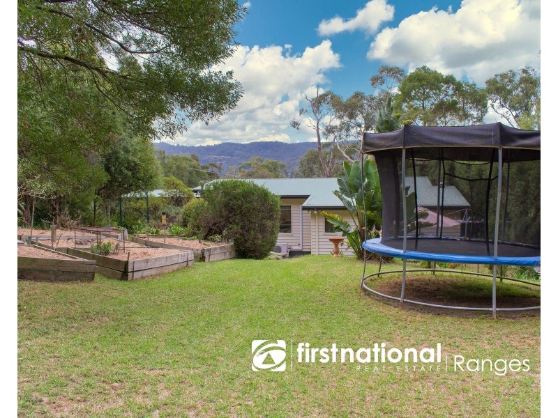 17 VISTA ROAD, Belgrave Heights VIC 3160