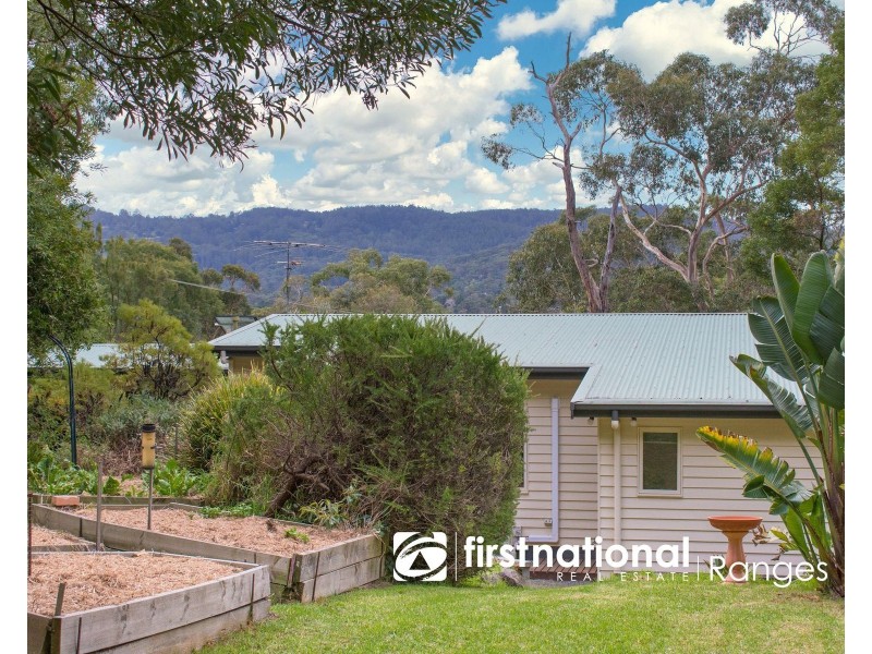17 VISTA ROAD, Belgrave Heights VIC 3160
