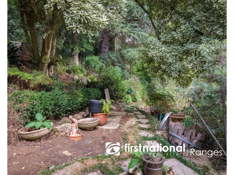9 Georges Road, The Patch VIC 3792