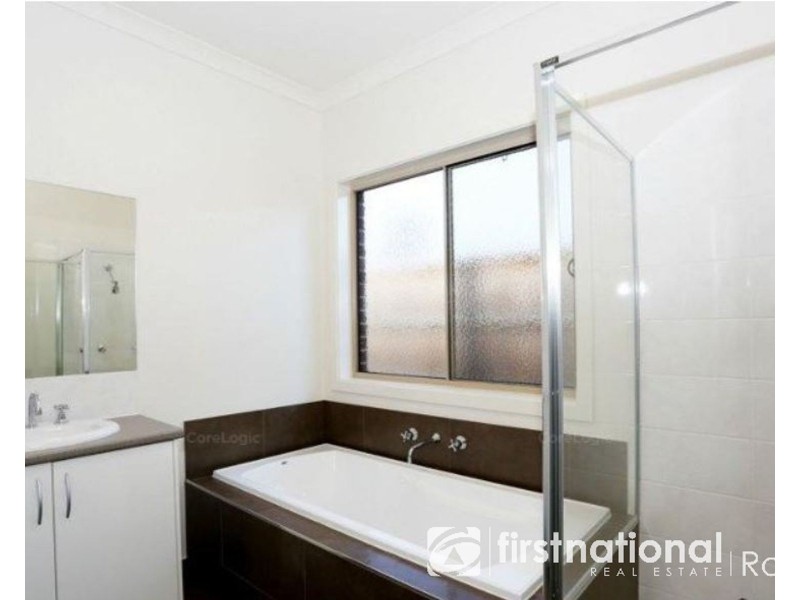 13 Cellar Lane, Wantirna South VIC 3152