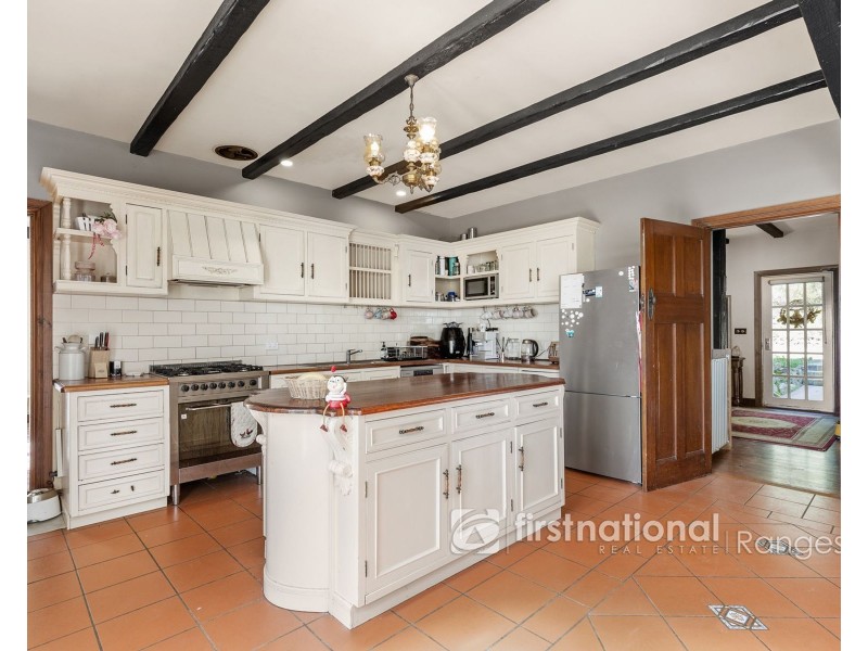 200 EVANS ROAD, Cockatoo VIC 3781