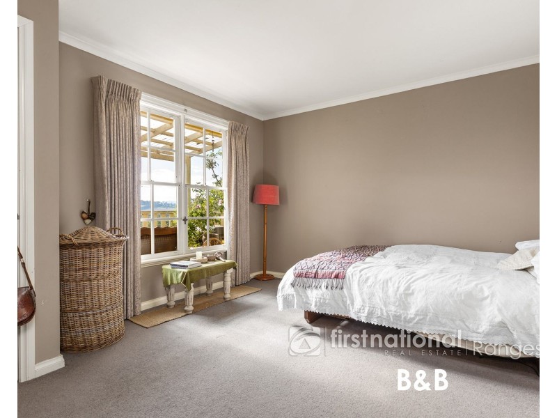 200 EVANS ROAD, Cockatoo VIC 3781