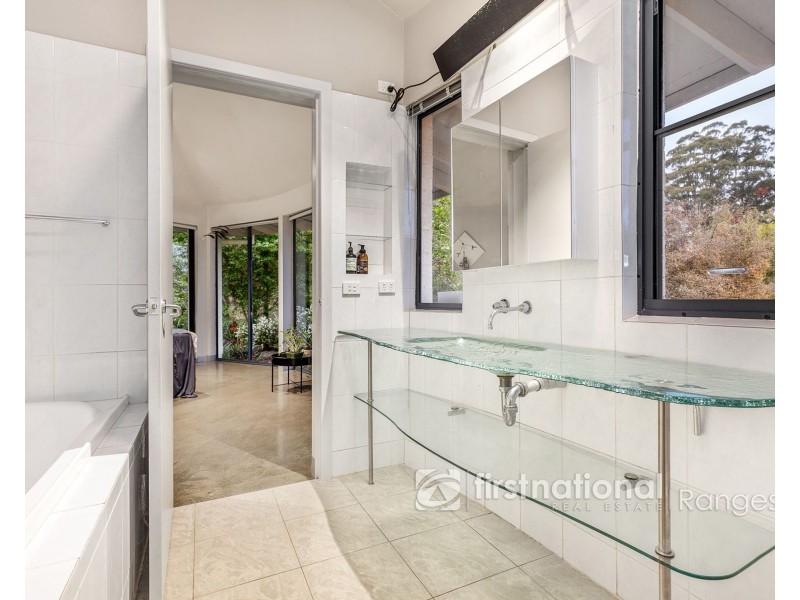 38-40 Chalet Road, Olinda VIC 3788