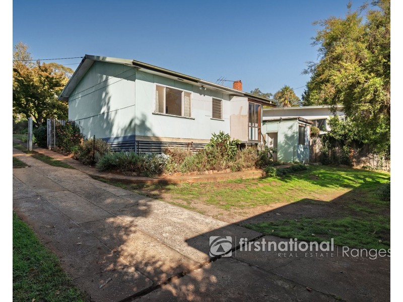 13 Haig Avenue, Monbulk VIC 3793