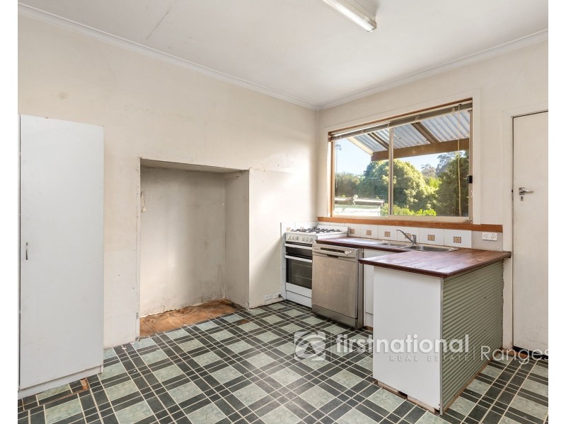 13 Haig Avenue, Monbulk VIC 3793