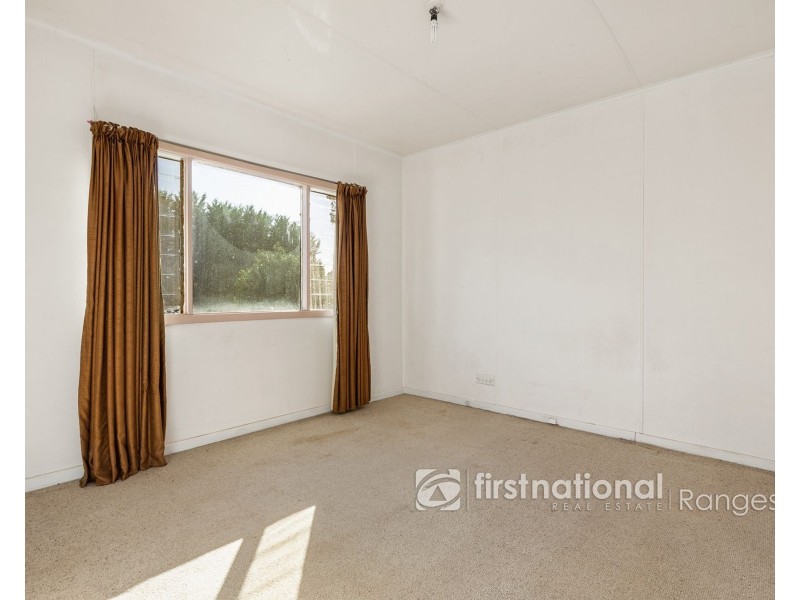 13 Haig Avenue, Monbulk VIC 3793