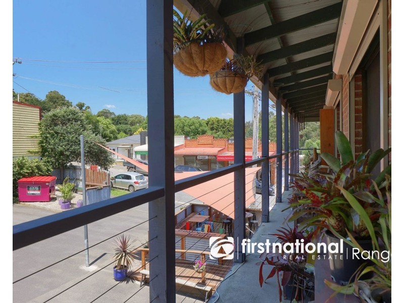 3/27 McBride Street, Cockatoo VIC 3781