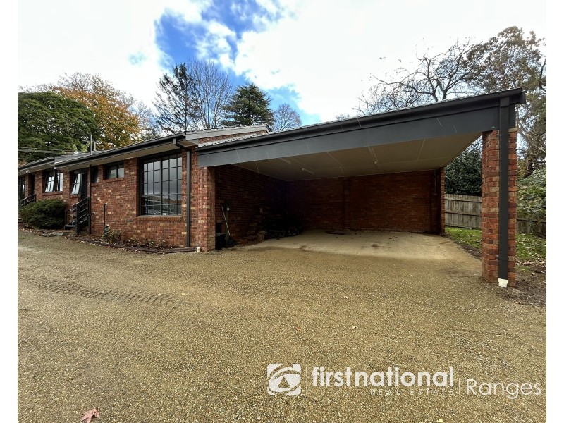 7 VICTORIA AVENUE, Monbulk VIC 3793
