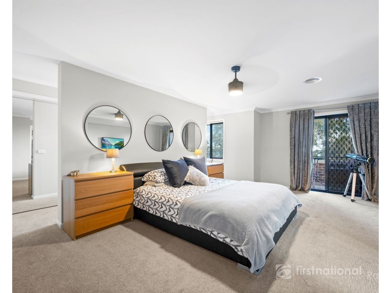 7 Blue Bush Way, Cranbourne East VIC 3977