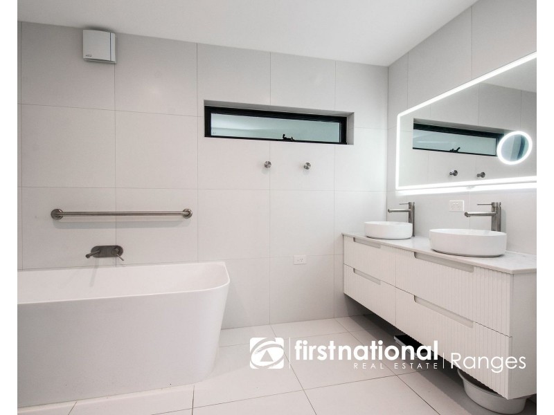 28 Centre Road, Upwey VIC 3158