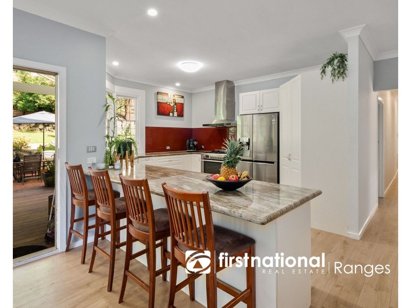 176 MONBULK ROAD, Kallista VIC 3791