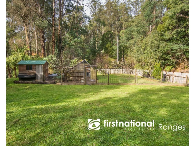 176 MONBULK ROAD, Kallista VIC 3791