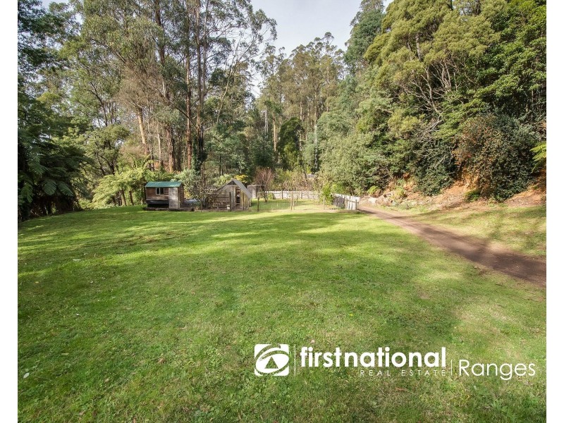 176 MONBULK ROAD, Kallista VIC 3791