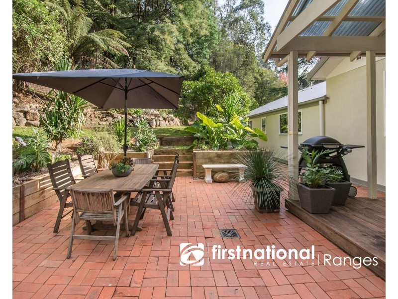 176 MONBULK ROAD, Kallista VIC 3791