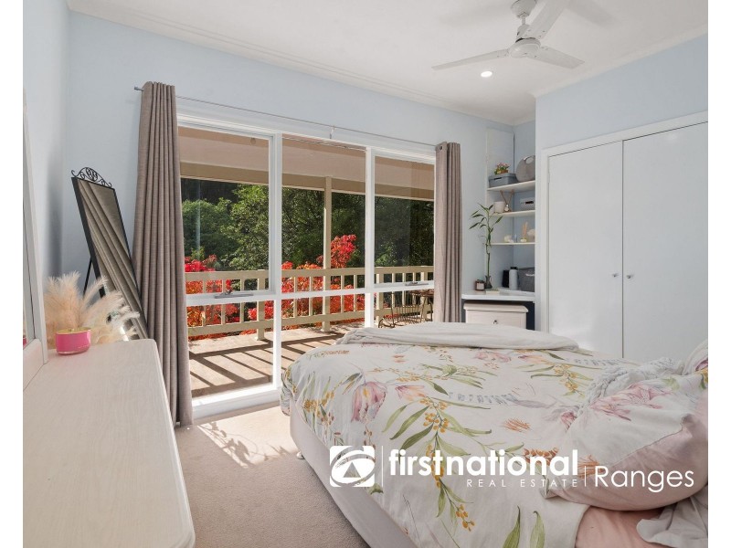 176 MONBULK ROAD, Kallista VIC 3791