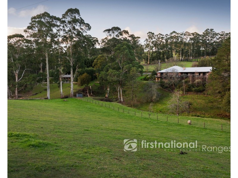 1475 Pakenham Road, Mount Burnett VIC 3781