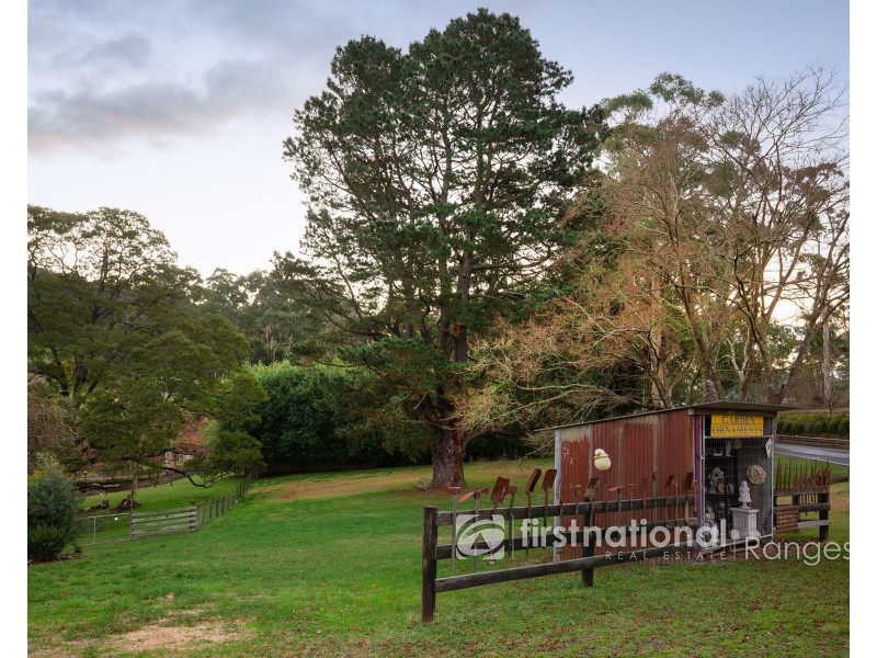1475 Pakenham Road, Mount Burnett VIC 3781