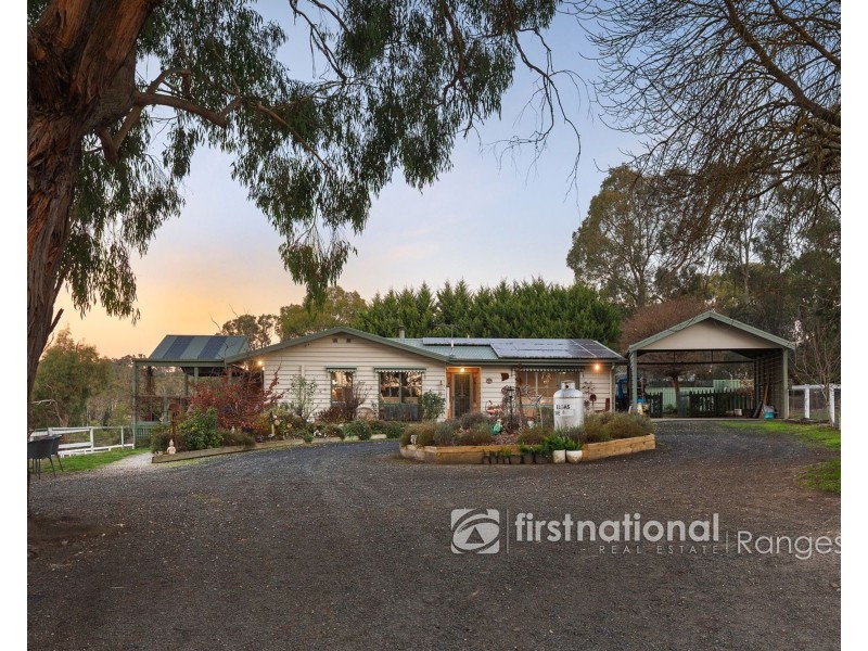 14 Coopers Road, Macclesfield VIC 3782